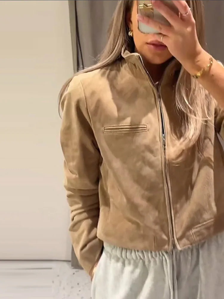 Genevieve | Slim fit kort jasje met ritssluiting en opstaande kraag