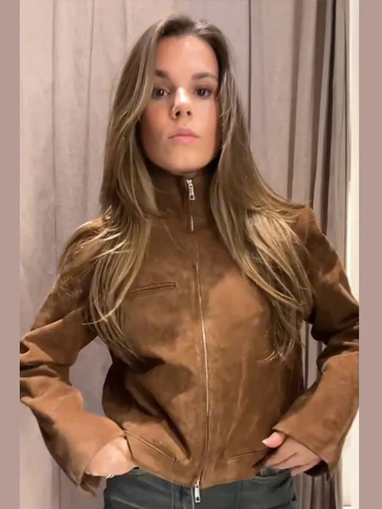 Genevieve | Slim fit kort jasje met ritssluiting en opstaande kraag