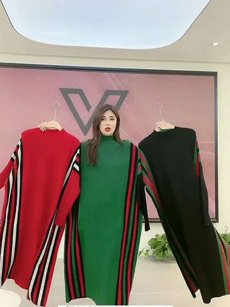 Soraya | Elegante Gebreide Jurk met Halve Col