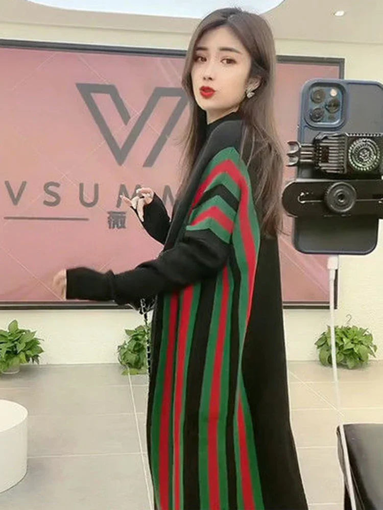 Soraya | Elegante Gebreide Jurk met Halve Col