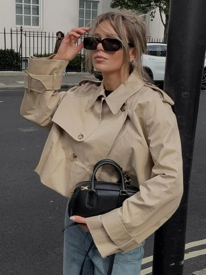 Matilda | Losvallend bomberjack met ritssluiting en opstaande kraag